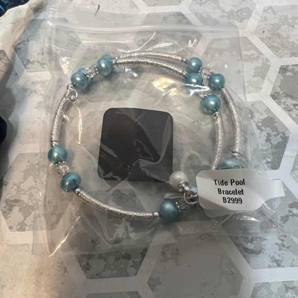 Vantel Pearls Tide pool Bracelet new - Picture 2 of 4